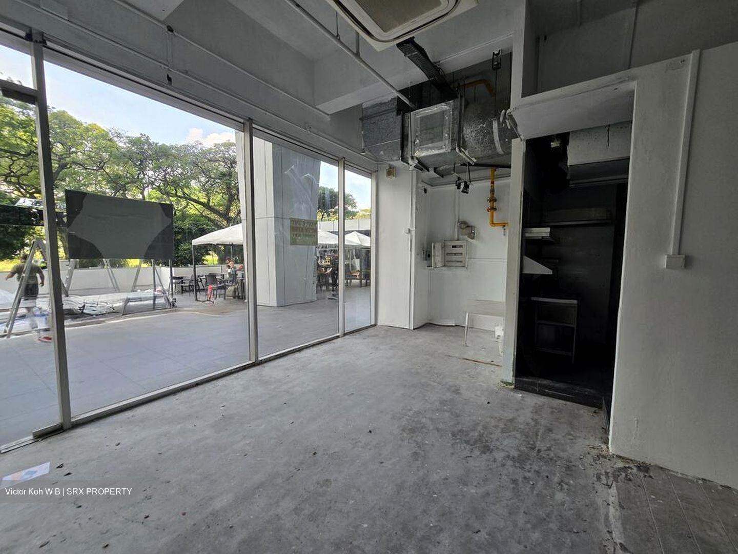 Ct Hub (D12), Retail #529084921